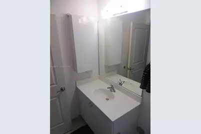 111 E Flagler St #503, Miami, FL 33131 - Photo 39