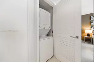4111 S Ocean Dr, Hollywood, FL 33019 - Photo 11