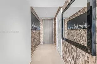88 SW 7th St, Miami, FL 33130 - Photo 11