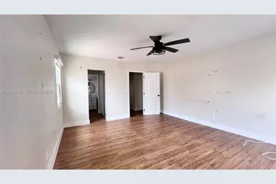 1031 Hollywood Blvd, Hollywood, FL 33019 - Photo 13