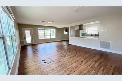 1031 Hollywood Blvd, Hollywood, FL 33019 - Photo 5