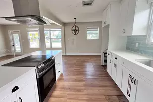 1031 Hollywood Blvd, Hollywood, FL 33019 - Photo 11