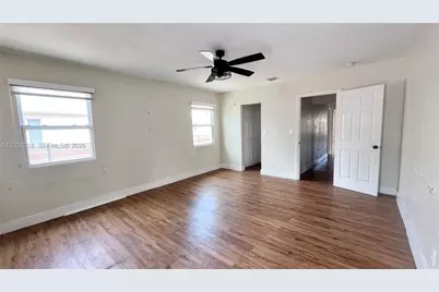 1031 Hollywood Blvd, Hollywood, FL 33019 - Photo 15