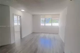 801 Brickell Bay Dr, Miami, FL 33131 - Photo 7