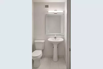 801 Brickell Bay Dr #364, Miami, FL 33131 - Photo 11