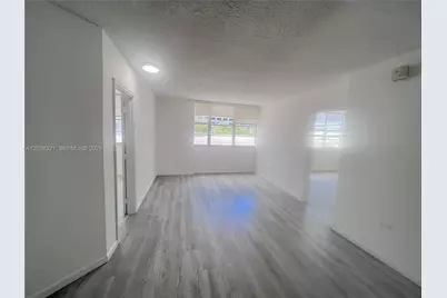 801 Brickell Bay Dr #364, Miami, FL 33131 - Photo 5