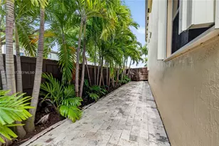 11765 SW 154th Pl, Miami, FL 33196 - Photo 41