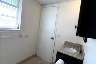 12035 NE 2nd Ave, North Miami, FL 33161 - Photo 21