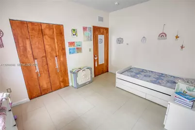 311 NW 95th St, Miami, FL 33150 - Photo 11
