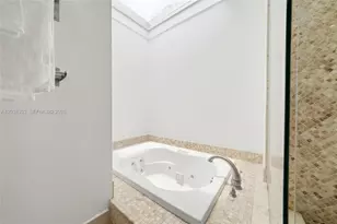 7953 Venetian St, Miramar, FL 33023 - Photo 17