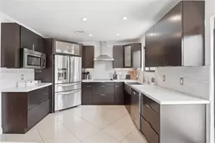 7953 Venetian St, Miramar, FL 33023 - Photo 9