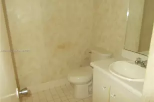 1301 SW 135th Terrace, Pembroke Pines, FL 33027 - Photo 19