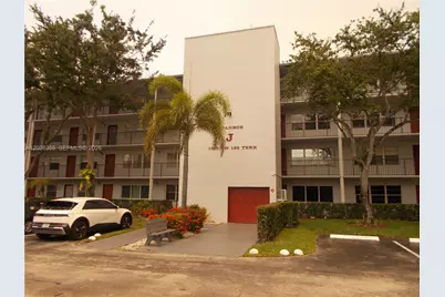 1301 SW 135th Ter #309J, Pembroke Pines, FL 33027 - Photo 1