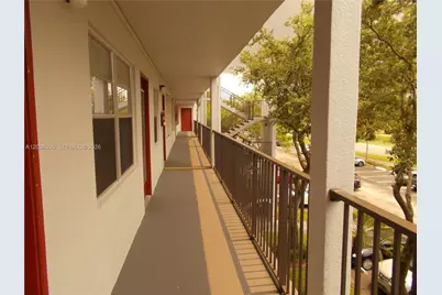 1301 SW 135th Ter #309J, Pembroke Pines, FL 33027 - Photo 7