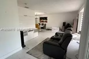 209 42nd St, Cape Coral, FL 33914 - Photo 5