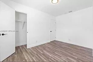 1040 NW 23rd Terrace, Fort Lauderdale, FL 33311 - Photo 13