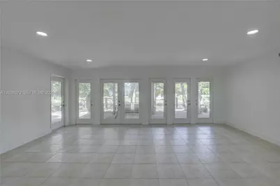 616 SW 11th Ct, Fort Lauderdale, FL 33315 - Photo 13