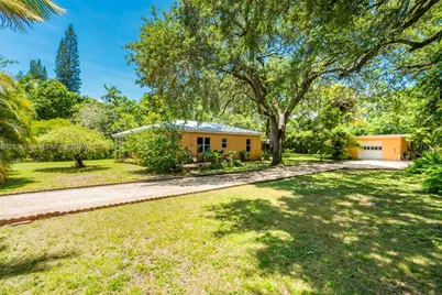 955 NE 128th St, North Miami, FL 33161 - Photo 15