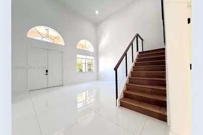 9425 NW 47th Ter, Doral, FL 33178 - Photo 15