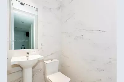 1000 Biscayne Blvd #2002, Miami, FL 33132 - Photo 55