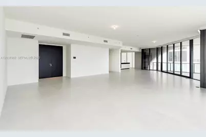 1000 Biscayne Blvd #2002, Miami, FL 33132 - Photo 3