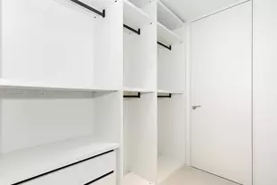 1000 Biscayne Blvd, Miami, FL 33132 - Photo 33