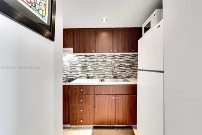 1200 West Ave #312, Miami Beach, FL 33139 - Photo 9