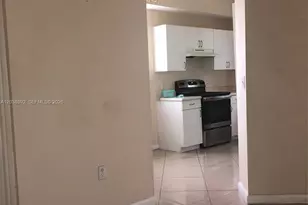 6992 SW 39th St, Davie, FL 33314 - Photo 5