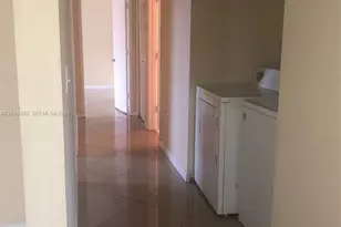 6992 SW 39th St, Davie, FL 33314 - Photo 7