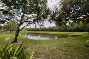 6992 SW 39th St, Davie, FL 33314 - Photo 11