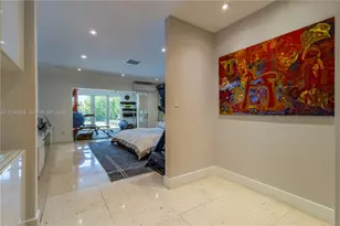 2021 NE 212th St, Miami, FL 33179 - Photo 17