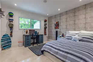 2021 NE 212th St, Miami, FL 33179 - Photo 33