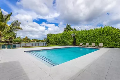 2021 NE 212th St, Miami, FL 33179 - Photo 43