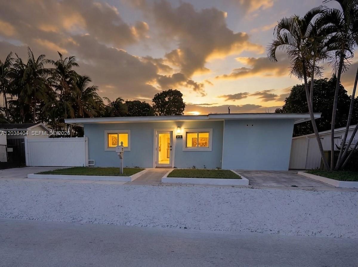 572 E 38th St - 572 E 38th St, Hialeah, FL 33013 Luxury Property | Jose Angel Pina