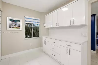 850 SW 138th Ave #306D, Pembroke Pines, FL 33027 - Photo 7