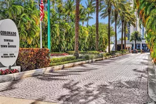20379 W Country Club Dr, Aventura, FL 33180 - Photo 5