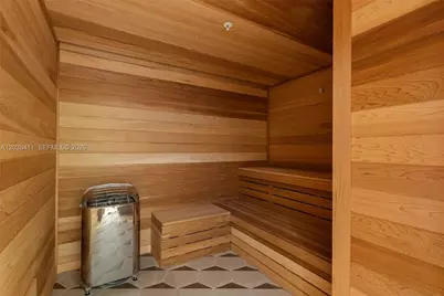 11 NE 6th St #2406, Miami, FL 33132 - Photo 31