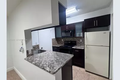 17425 NW 67th Pl #N-13, Hialeah, FL 33015 - Photo 33