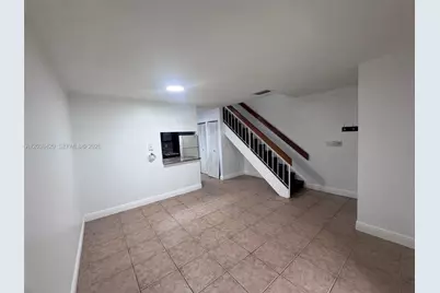 17425 NW 67th Pl #N-13, Hialeah, FL 33015 - Photo 25