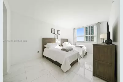 1155 Brickell Bay Dr #2501, Miami, FL 33131 - Photo 13