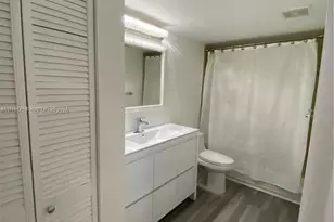 555 NE 15th St, Miami, FL 33132 - Photo 7