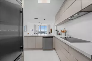 900 Biscayne Blvd, Miami, FL 33132 - Photo 17