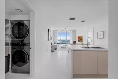 900 Biscayne Blvd #2302, Miami, FL 33132 - Photo 15
