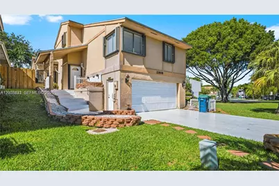 21808 SW 99th Ave, Cutler Bay, FL 33190 - Photo 1