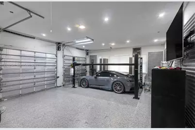 11390 SW 30th St, Miami, FL 33165 - Photo 33