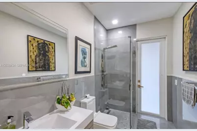 11390 SW 30th St, Miami, FL 33165 - Photo 29