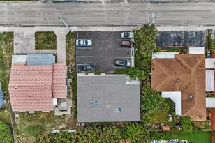 1924 NE 26th St, Wilton Manors, FL 33305 - Photo 35