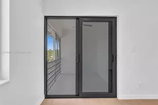 1924 NE 26th St, Wilton Manors, FL 33305 - Photo 15