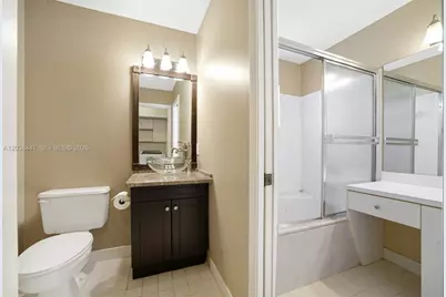 200 NW 75th Ter, Plantation, FL 33317 - Photo 7