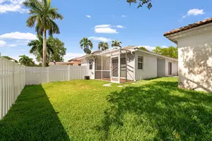 200 NW 75th Terrace, Plantation, FL 33317 - Photo 9